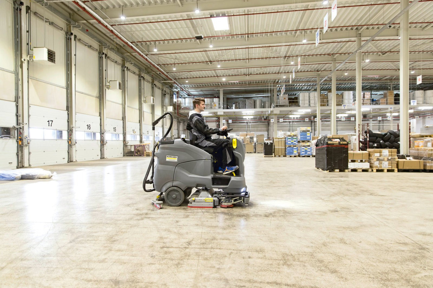 Kärcher Scheuersaugmaschine B 150 R Bp Pack+170Ah AGM+R85 - Pillunat - 1.246 - 025.0 - Kärcher Home & Garden - Kärcher Professional - Kaser Kompressoren