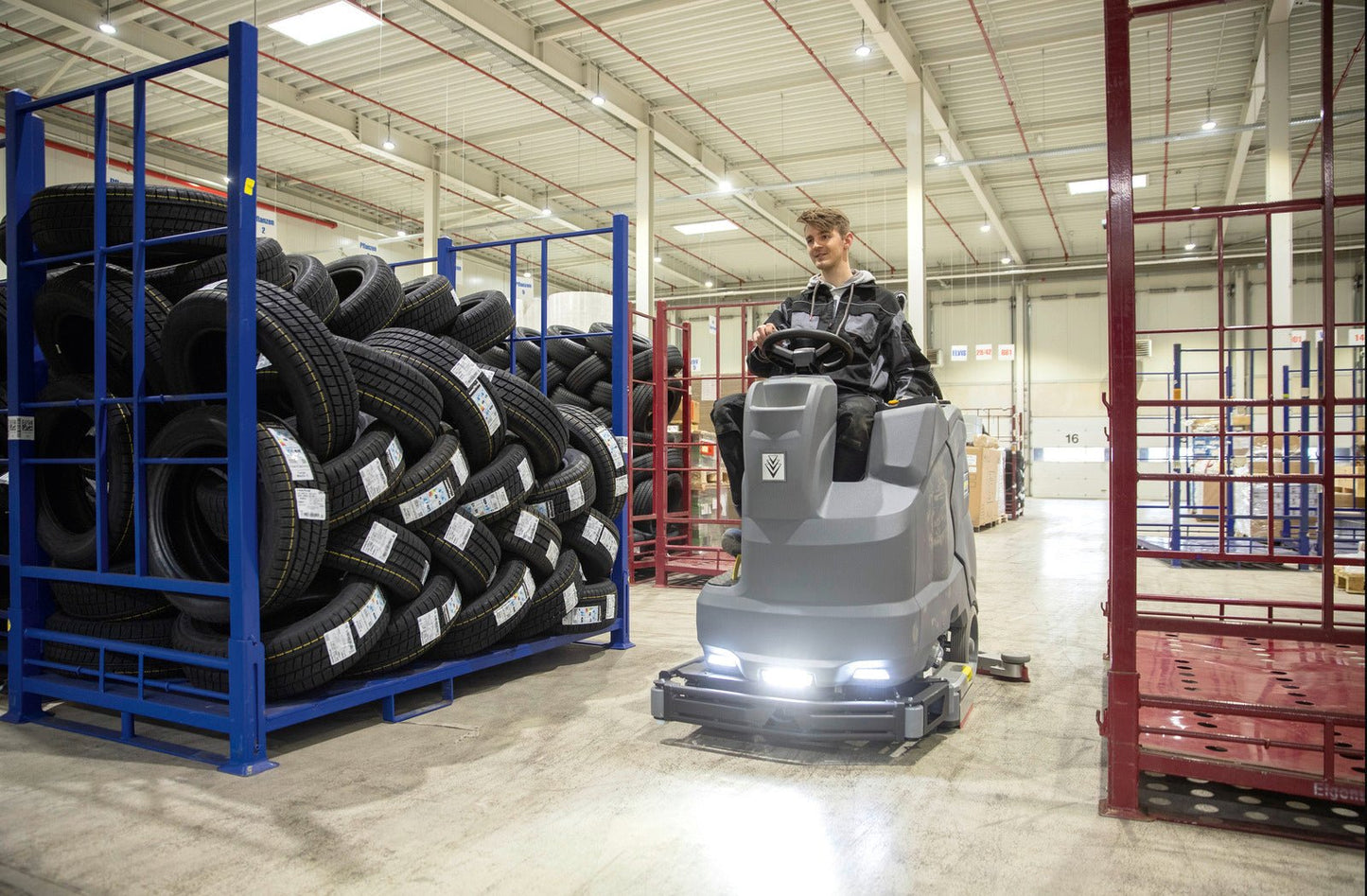 Kärcher Scheuersaugmaschine B 150 R Bp Pack+170Ah AGM+R85 - Pillunat - 1.246 - 025.0 - Kärcher Home & Garden - Kärcher Professional - Kaser Kompressoren